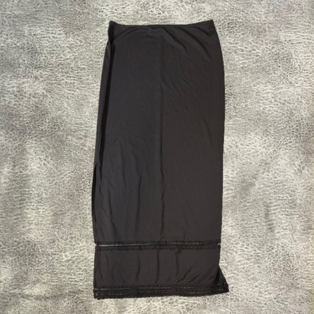 Black Y2k Lace Trim Sleek Maxi Skirt